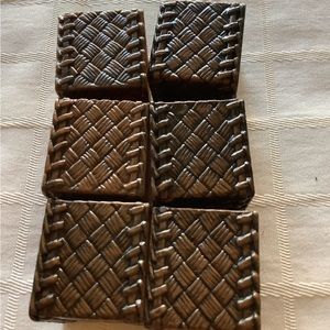 NWOT BROWN SQUARE NAPKIN HOLDER RINGS